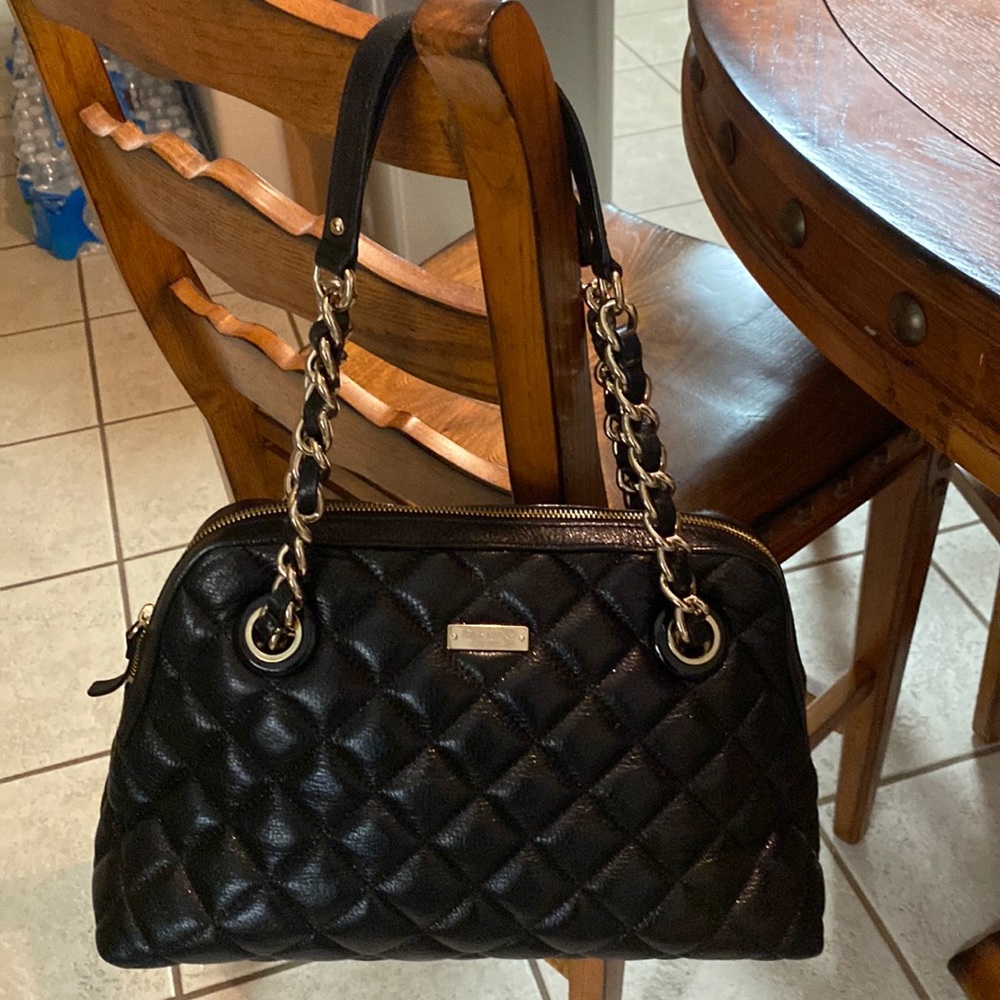 Kate Spade ♠️ Black Quilted bag w/gold chain handle details